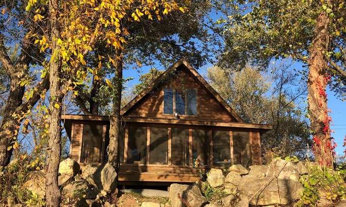 Trempealeau Cabina | Cabin on the Mississippi River
