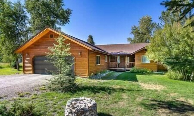 Thayne Casa | Cabin on the Green at Star Valley Ranch Wyoming
