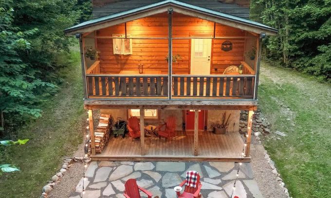Wilmington Casa | Cabin on the WB Ausable River, waterfront, private