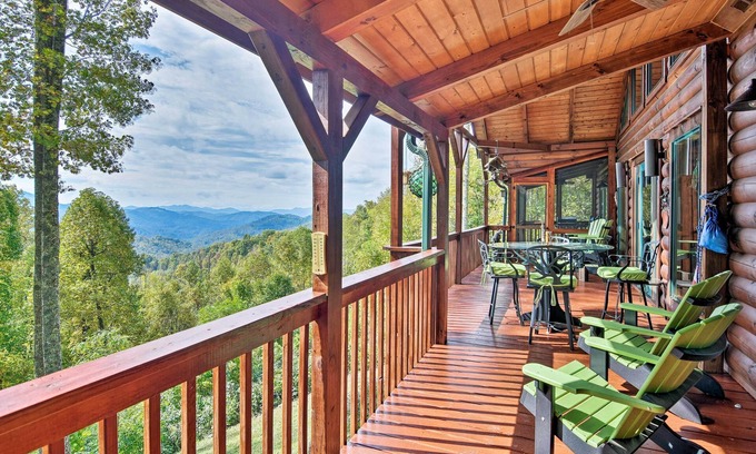 Sylva Cabina | ¡NUEVO! Cabina con barbacoa + juegos, paseo a Blue Ridge Parkway