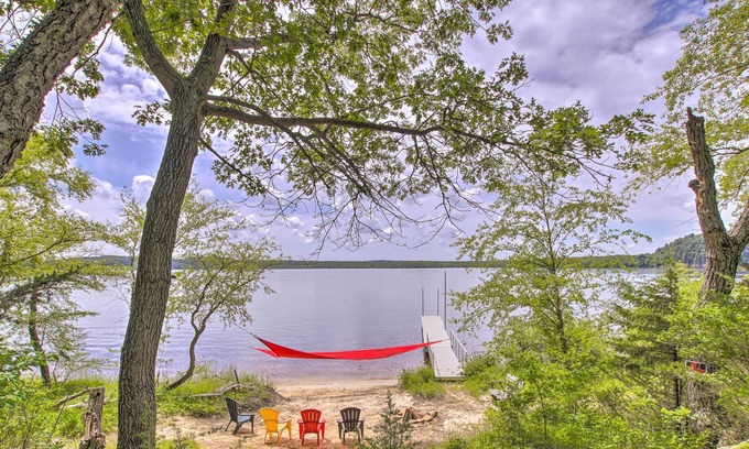 Wisconsin Dells Cabina | ¡NUEVO! ¡Acogedora cabaña con kayaks en el río Wisconsin!