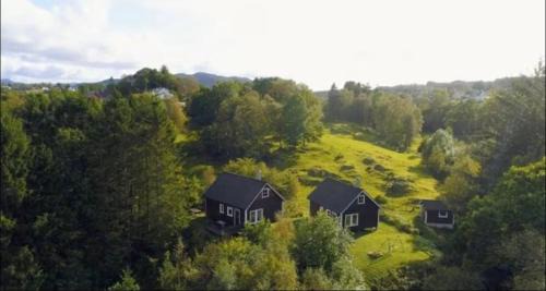 Fitjar Apartamento | Cabin with a view to water