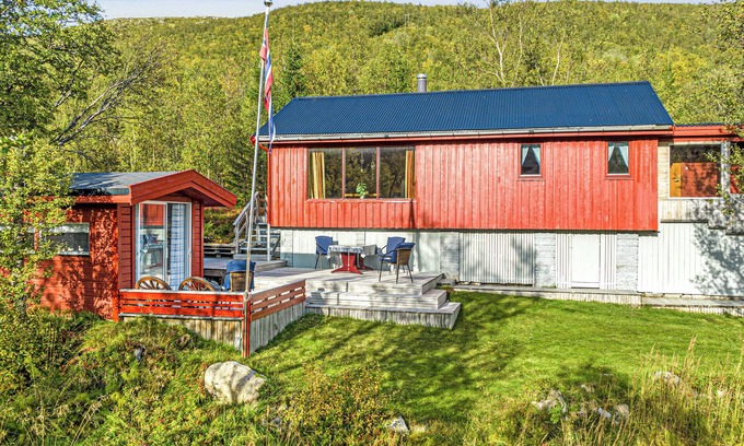Kvaloya Cabina | Cabin with northern lights & ocean view