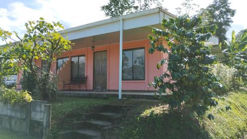 Rio Cuarto de Grecia Apartamento | Cabinas Finca La Amistad