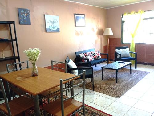 San Isidro Apartamento | Cabinas Miramar, una casa SOLO para ti