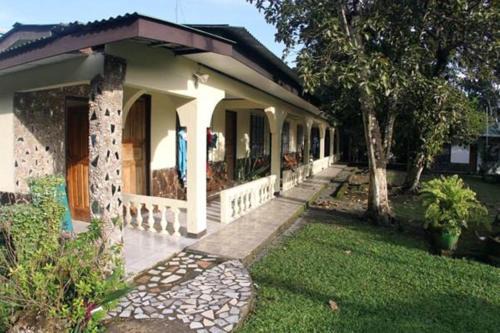 Cahuita Hostal | Cabinas Smith
