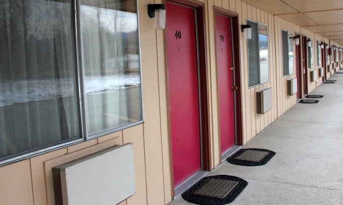 Libby Hotel | Caboose Motel