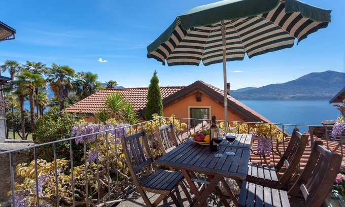 Gonte Apartamento | Cadebei 2. Relaxing lake view in the charming, quiet hamlet of Gonte.