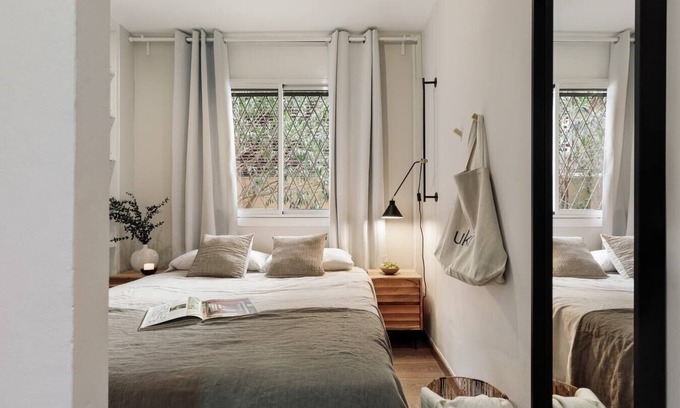 Les Tres Torres Apartamento | Cadi - 1 bedroom apartment in Sant Gervasi