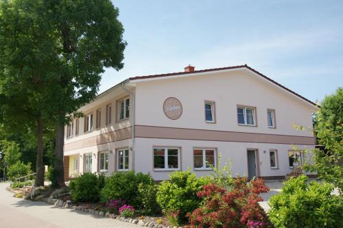 Neuenkirchen bei Greifswald Casa | Cafe und Pension Blohm