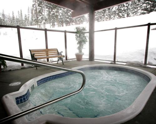 Sun Peaks Apartamento | Cahilty Lodge