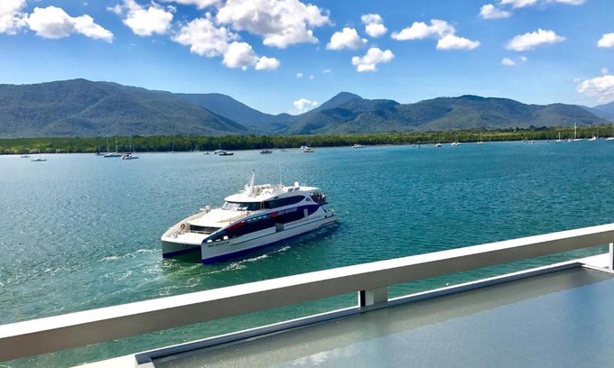 Cairns Central Business District Apartamento | Cairns Waterfront Luxury at Harbourlights