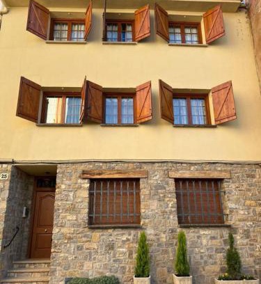 Isona Casa | Cal Cuaresma