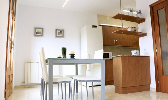 Tora Apartamento | Cal Fassi apartament ampli i lluminós a la Segarra