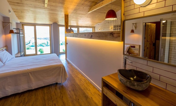 Taus Apartamento | Cal Rossa Taus, Eco-Loft Manairons, SPA.