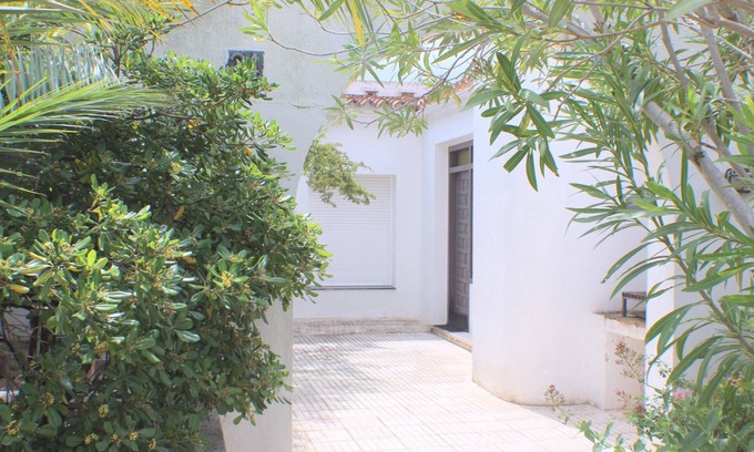 Santa Margarida Chalet De Esquí | CALA D'ORS - Casa adosada en Rosas, en una zona tr