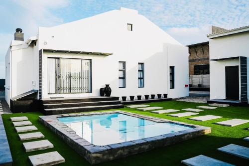 Darling Casa | Calabash Cape Town