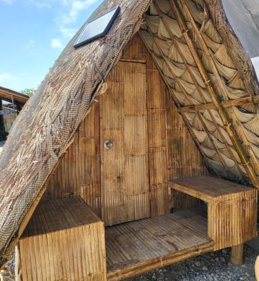 Calatagan Hotel | Calatagan's Bahay Kubo - with Beach Access