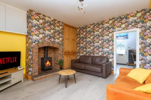 Stanley Casa | Calder Canal Cottage by Alt-Stay Accommodation