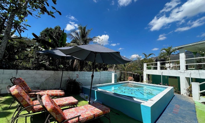 Ewarton Apartamento | Caldo Tours
