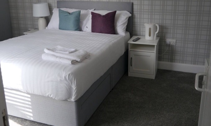Bellshill Casa | Caledonian Rooms