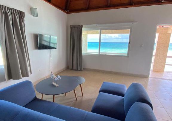 Ekbalan Hotel | Caleta Tankah