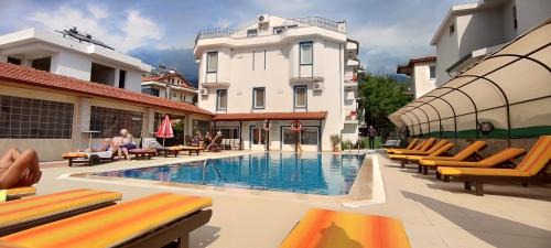 Oludeniz Apartamento | California Apart Otel