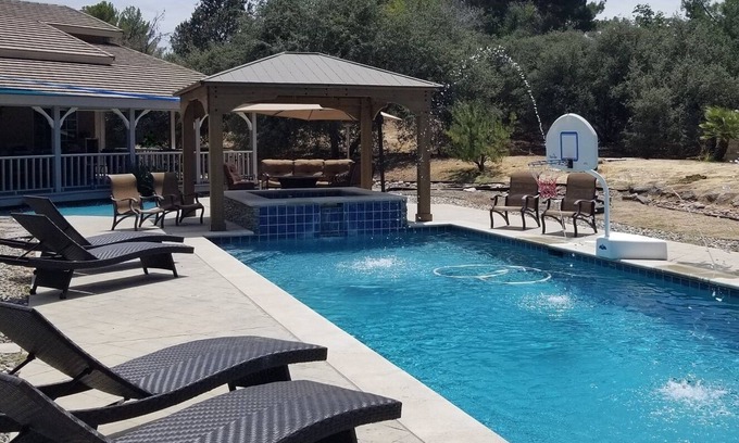 Agua Dulce Casa | California Swim Ranch Living at Vasquez Mountain View Ranch
