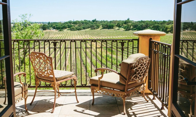 Paso Robles Cama Y Desayuno | CaliPaso Winery