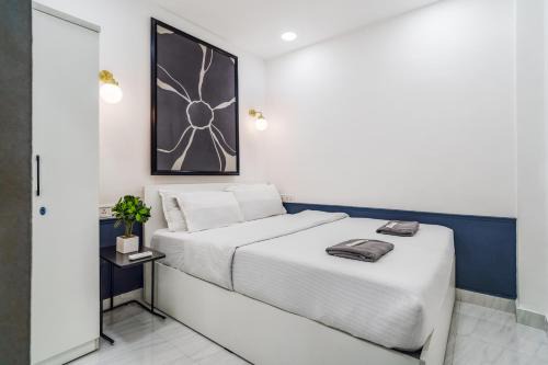 Pali Hill Apartamento | Calisto 2BHK Khar W by The Bombay Home Company