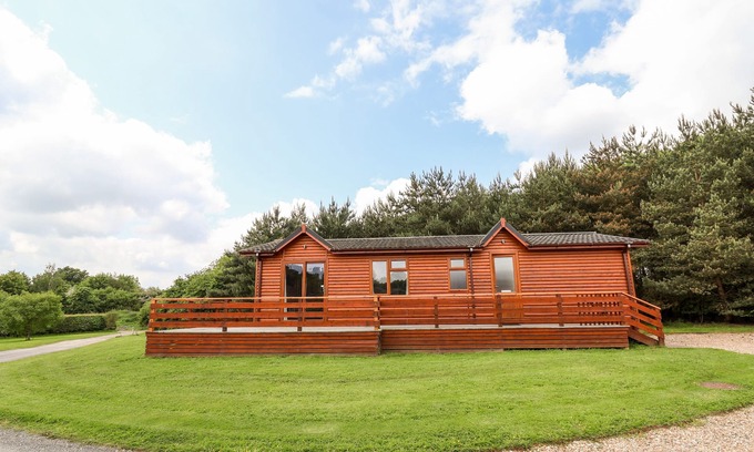 Upper Battlefield Cabaña | Callow LODGE 2, acepte mascotas en Beaconsfield Holiday Park, Ref 918109