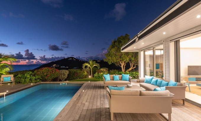 Public Villa | Calma y lujo en las alturas de St Barthélémy