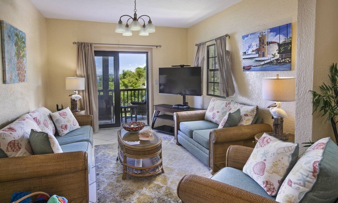 Caret Bay Casa | Calm, Peaceful and Relaxing. Work Remotely with fast WiFi . Stand-by Generator.