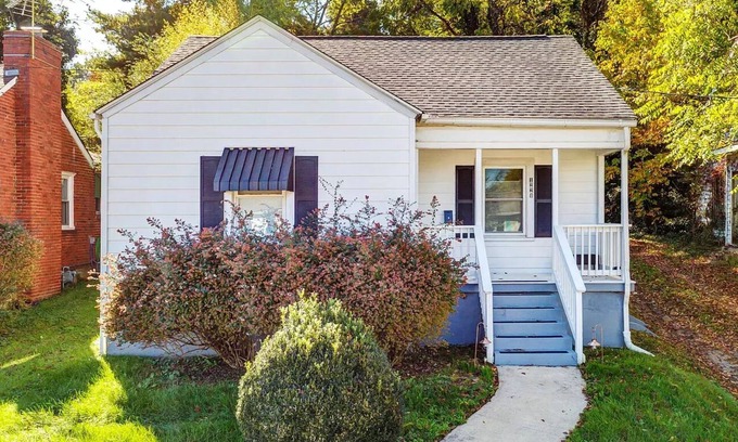 Bristol Casa | Calm, stylish cottage in the heart of Bristol, TN