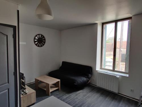 Chateau-Landon Apartamento | Calme 2 Pièces en Duplex