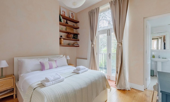 North Kensington Apartamento | Calming 1BD Flat with Garden, Ladbroke Grove