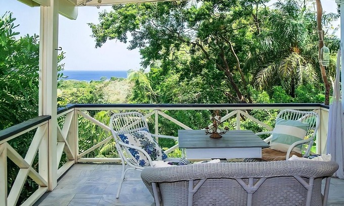 Antoneys Cay Cabaña | Calypso Cottage - 5 min (walk) to West End beach