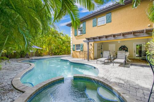 Holmes Beach Casa | Calypso Cottage