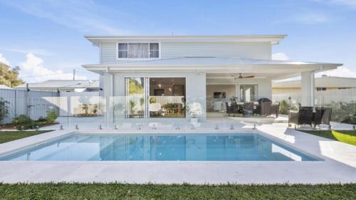 Sawtell Casa | Calypso - Pool, Walk To Beach, Sawtell