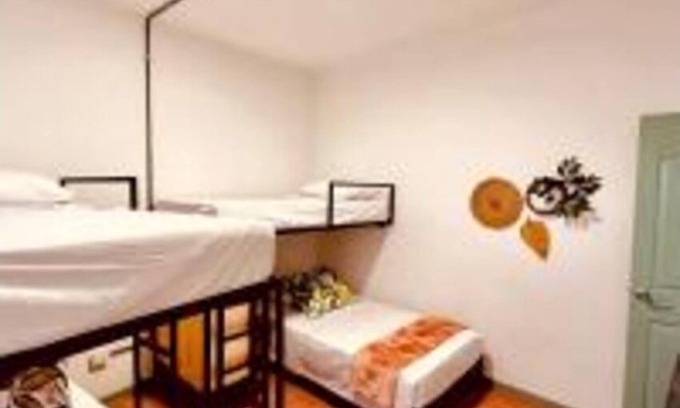 La Candelaria Hotel | Cama En Habitación Compartida Masculina En La Candelaria - Medellín