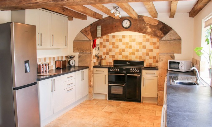 Billingsley Cabaña | CAMDEN COTTAGE, family friendly, with open fire in Cleobury Mortimer