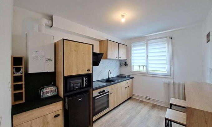 Reims Apartamento | Camden - Grand Appartement Avec Extérieur et Parking