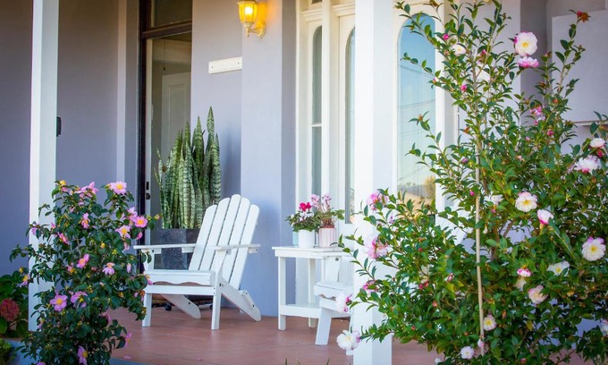 Cessnock Casa | Camellia Cottage