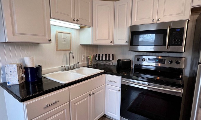 Aiken Cabaña | Camellia Cottages offers -The Cottage Life!