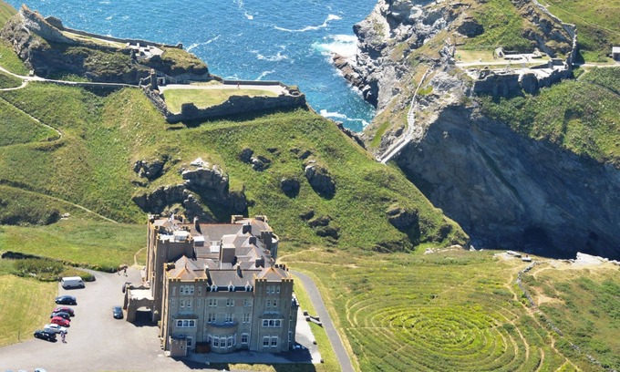 Tintagel Hotel | Camelot Castle Hotel
