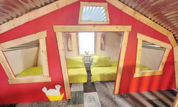 Big Sandy Casa | Camels, Green Cabin and more at Kaleidoscope Ranch