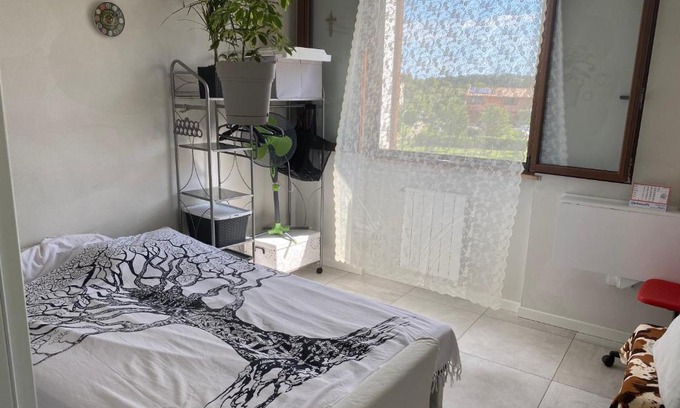 Peschiera del Garda Casa | Camera Monica