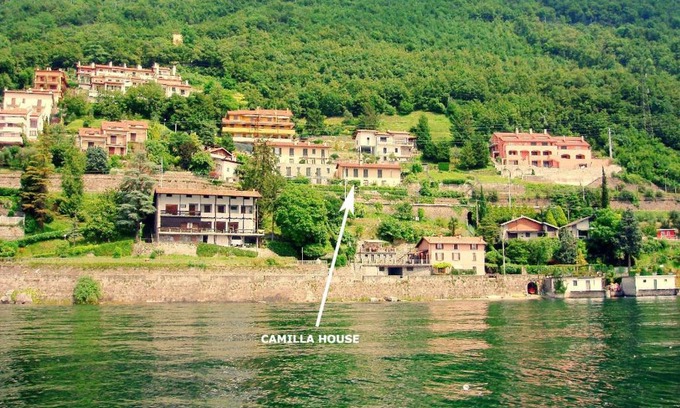 Fiumelatte Apartamento | Camilla House