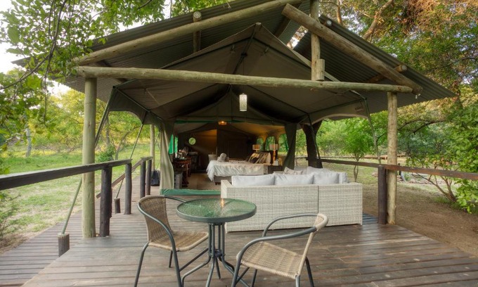 Thorny Bush Game Reserve Otro | Camp Bethel
