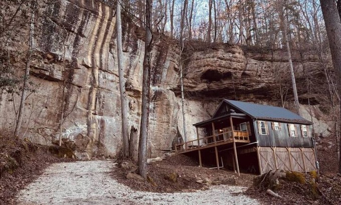 Saint Helens Cabina | Camp Moose- Red River Gorge